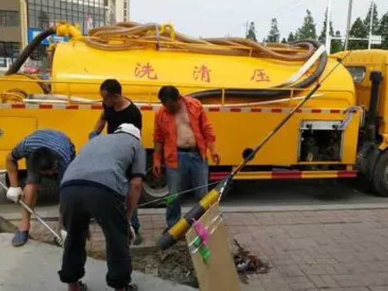 五华区疏通管道厨房主管道下水道疏通维修马桶及水龙头等