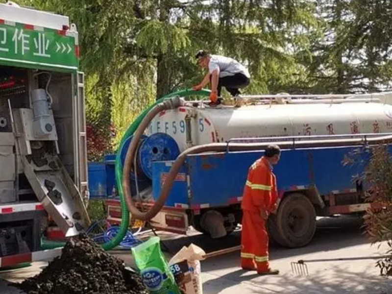 昆明市五华区龙翔附近疏通清洗厕所地漏下水臭气处理处理臭味