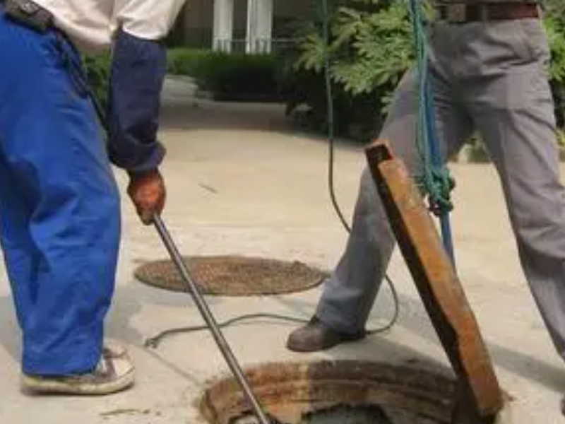 五华区低价疏通各种下水道，厨房，卫生间，污水井