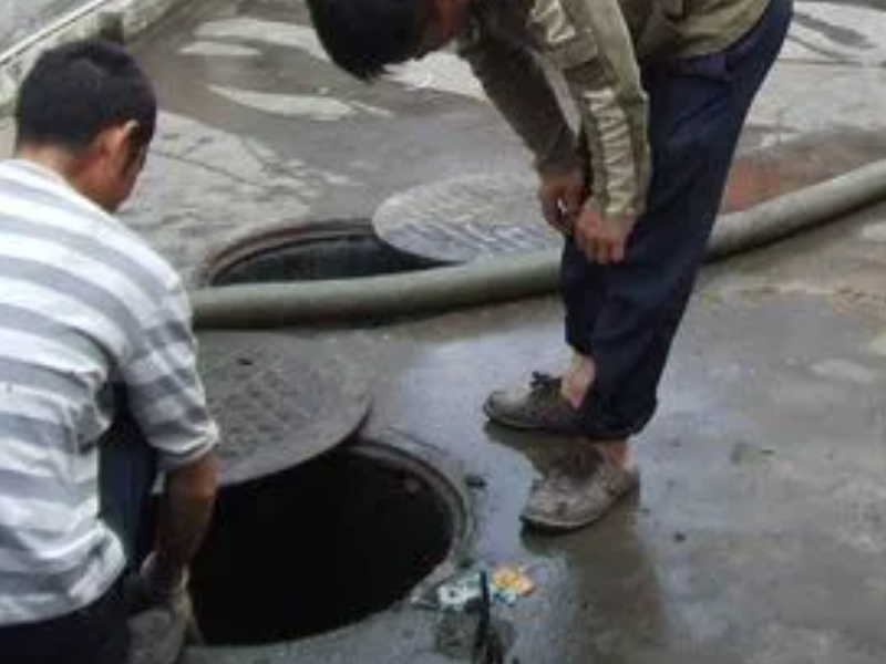 五华区建设路附近低价疏通马桶热线 春节正常疏通下水